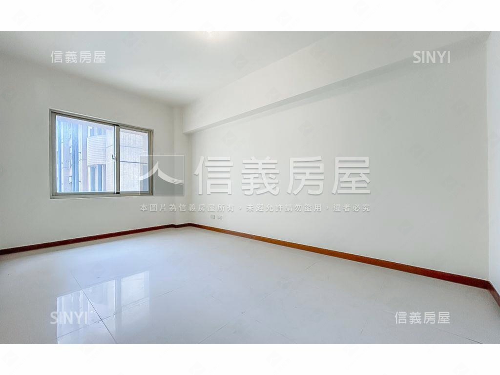 華麗七期高樓視野戶附車位房屋室內格局與周邊環境