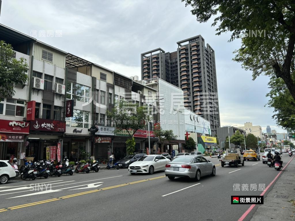 苓雅區熱鬧面寬角店房屋室內格局與周邊環境