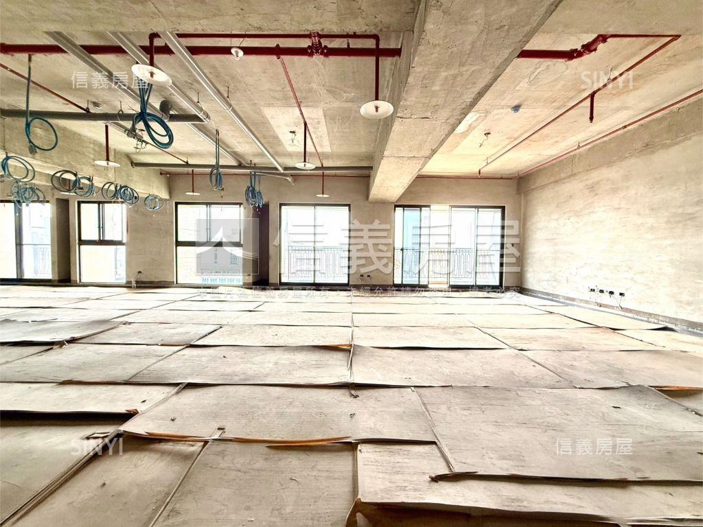 磐龍壹號採光帝王戶房屋室內格局與周邊環境