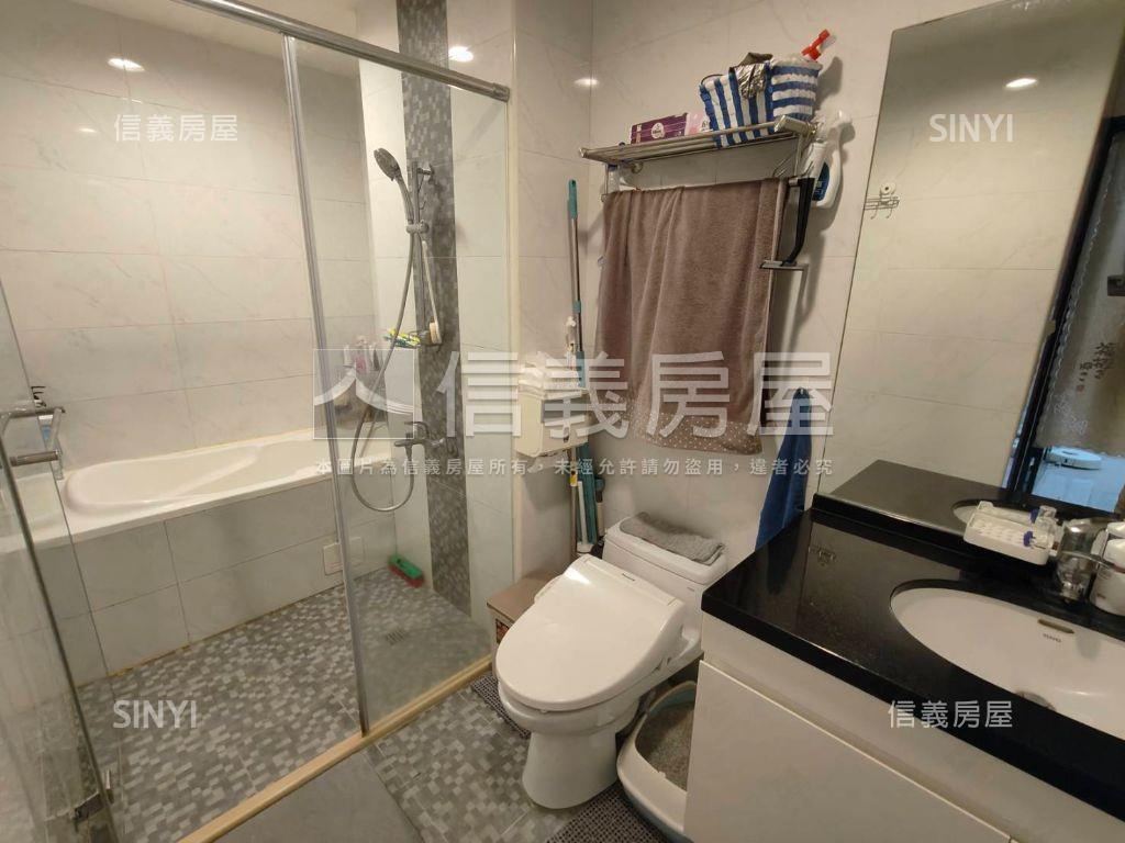 合登上豪美屋兩房車位房屋室內格局與周邊環境