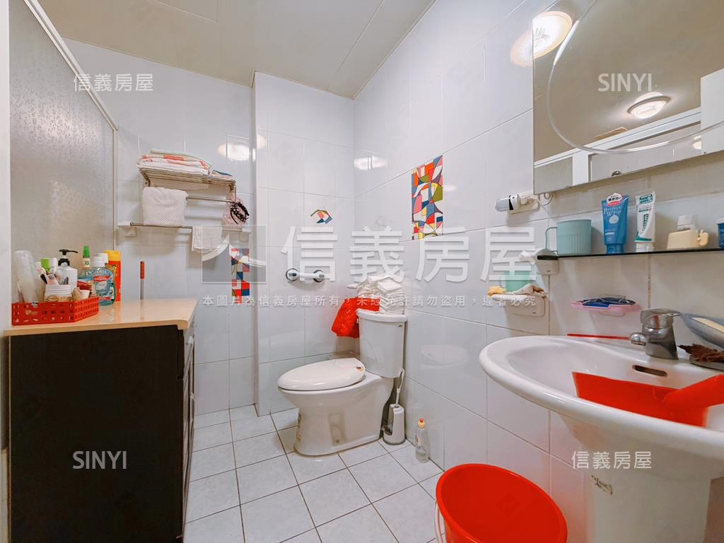 長紅計畫金鑽區透天店面房屋室內格局與周邊環境