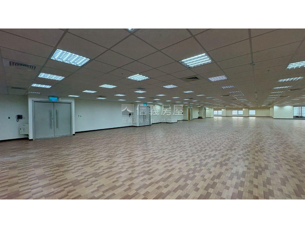 Ｕ－ＴＯＷＮ方正四戶Ｇ房屋室內格局與周邊環境
