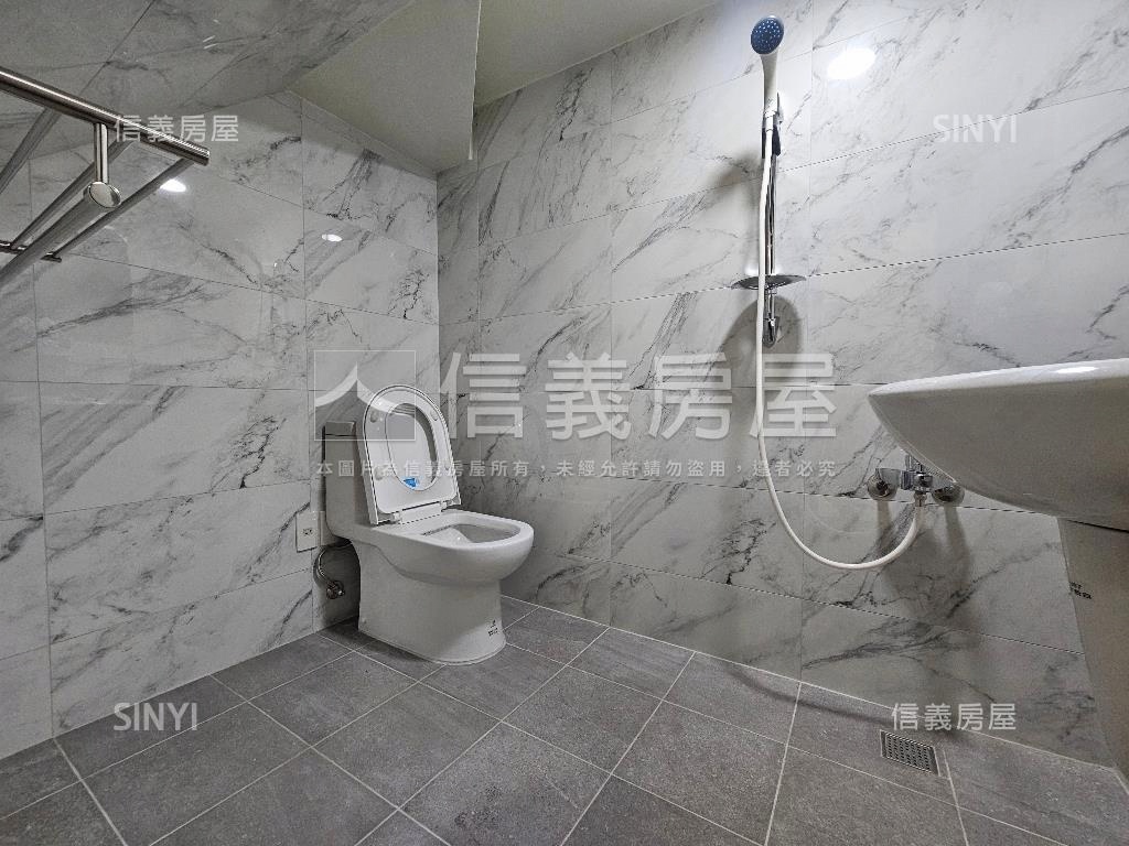 崇德路稀少釋出雙併別墅房屋室內格局與周邊環境