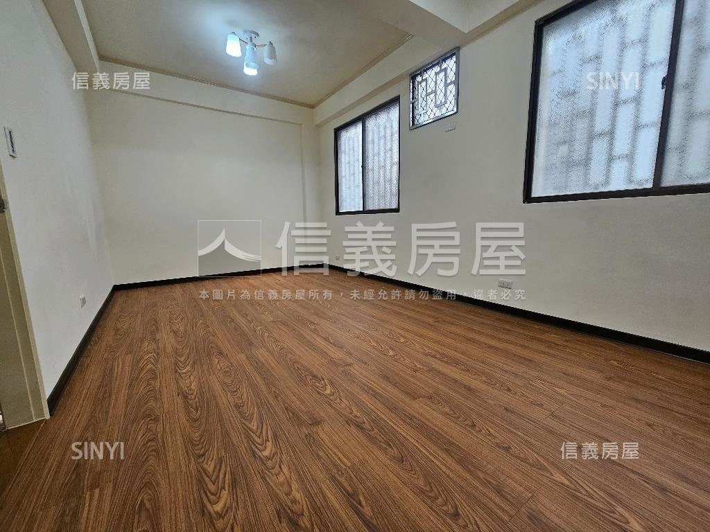崇德路稀少釋出雙併別墅房屋室內格局與周邊環境
