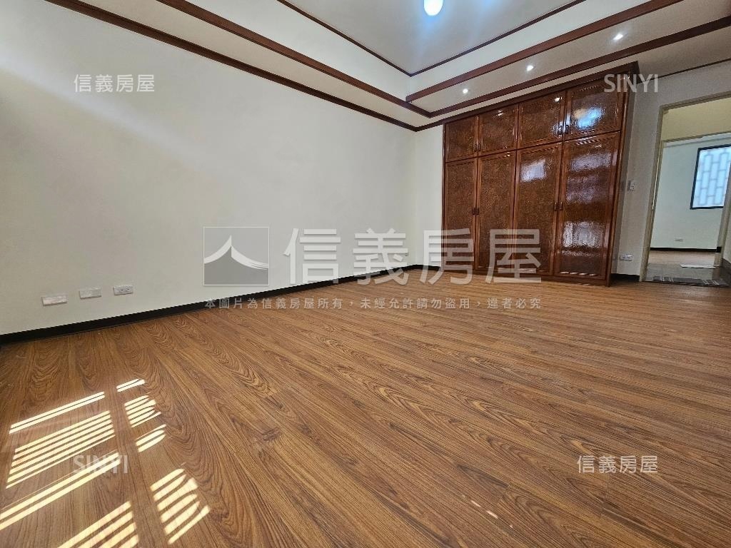 崇德路稀少釋出雙併別墅房屋室內格局與周邊環境