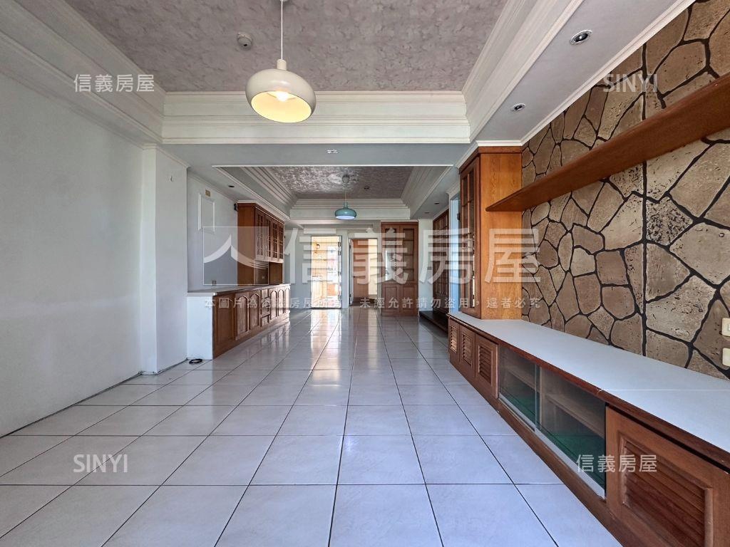 綠意河景明亮三房平車房屋室內格局與周邊環境