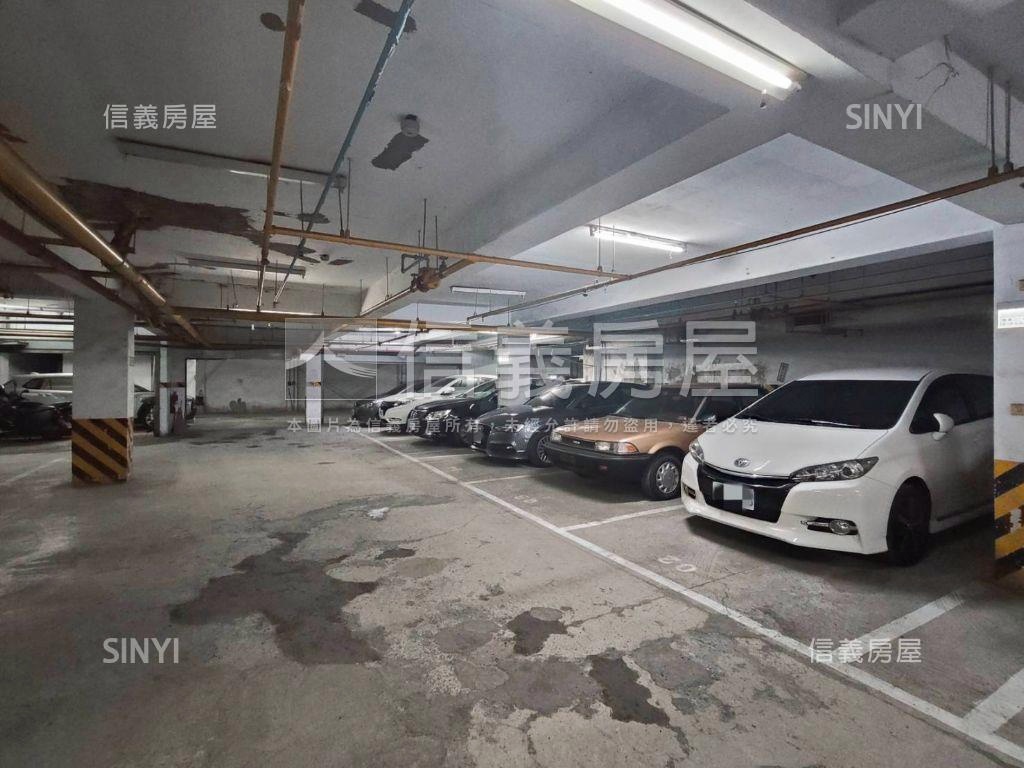 綠意河景明亮三房平車房屋室內格局與周邊環境