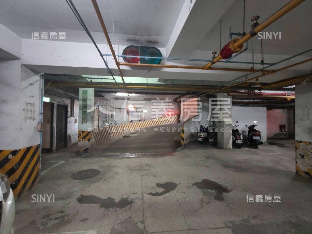 綠意河景明亮三房平車房屋室內格局與周邊環境