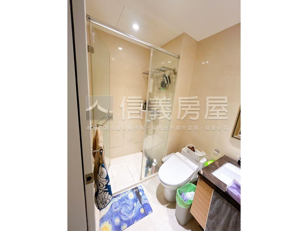 閱讀春樹綠意溫馨宅房屋室內格局與周邊環境