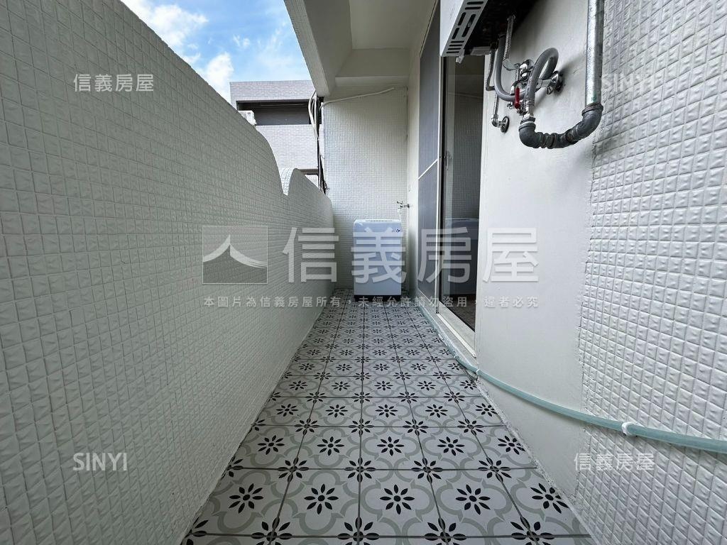 西區收租聖品４房４廳４衛房屋室內格局與周邊環境