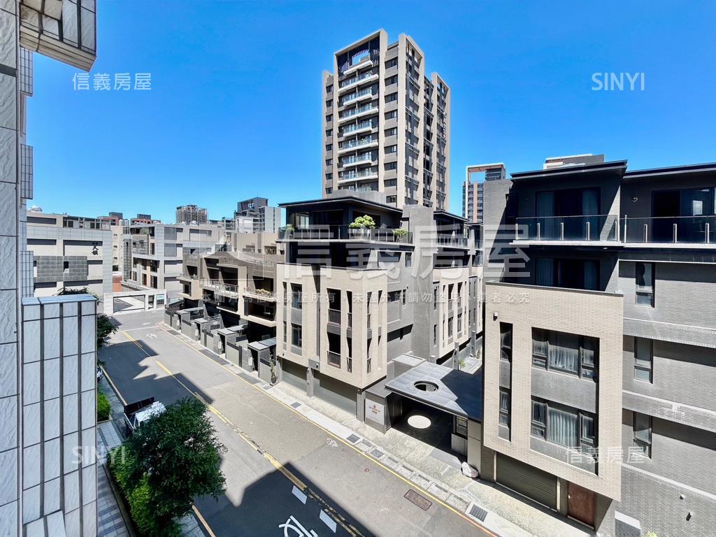 昕天地三房平車房屋室內格局與周邊環境