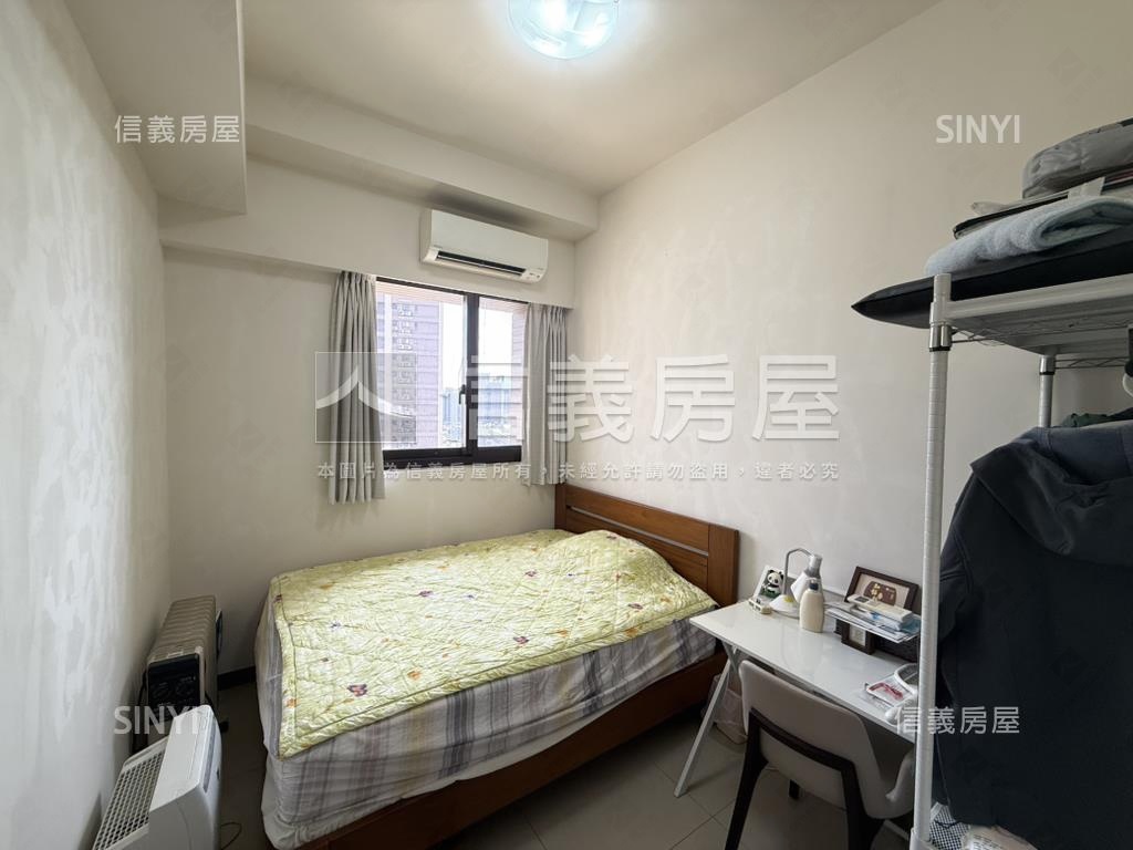 八擴稀有美裝潢四房車位房屋室內格局與周邊環境