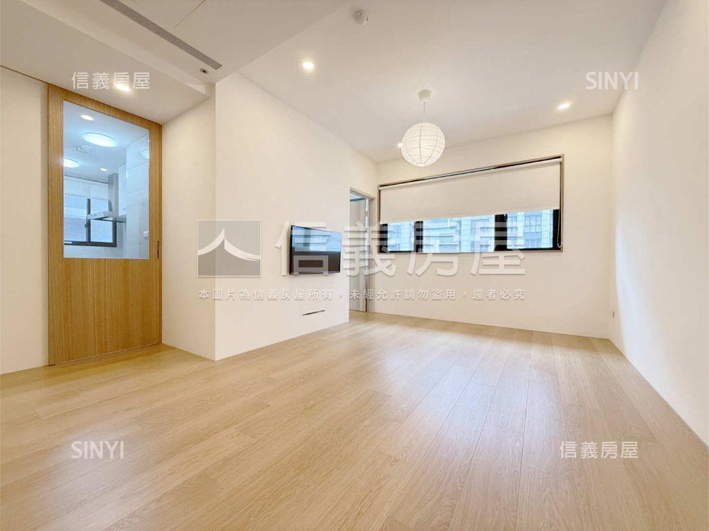 久云日出美妝兩房房屋室內格局與周邊環境