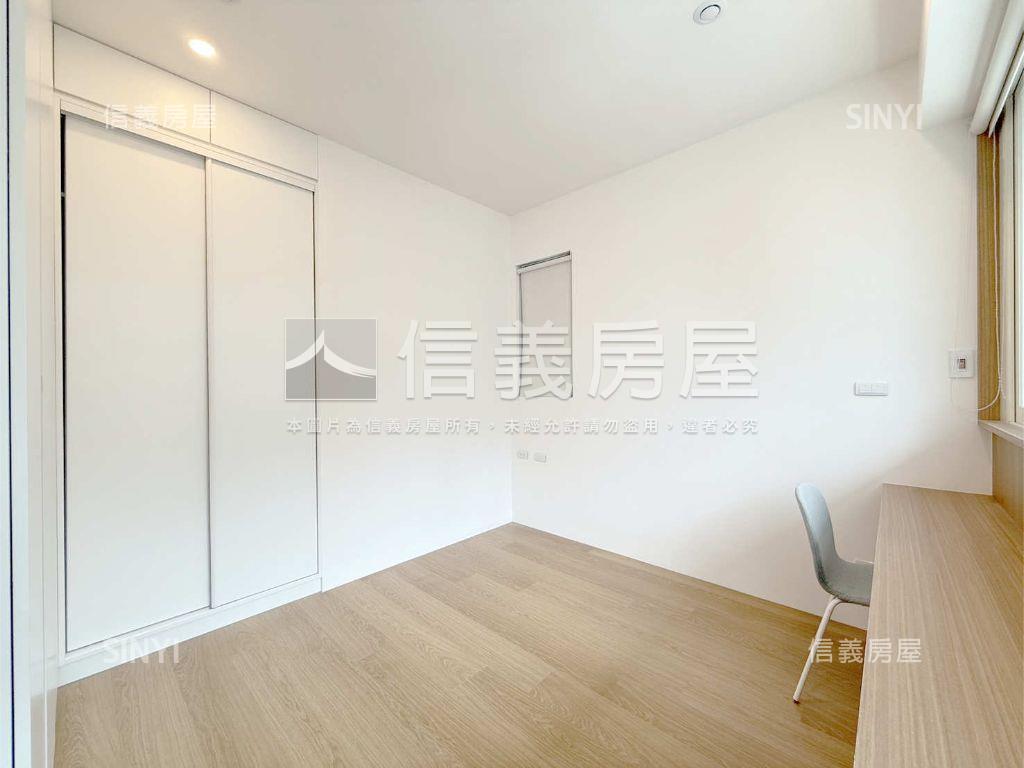 久云日出美妝兩房房屋室內格局與周邊環境