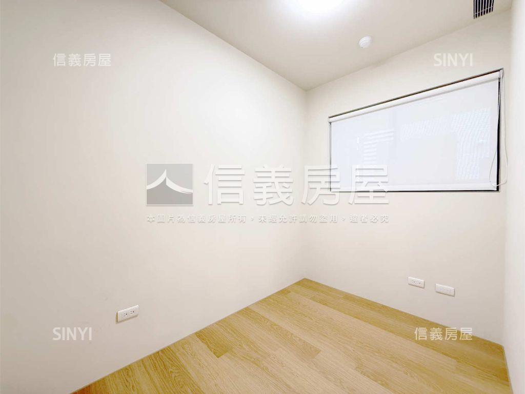 久云日出美妝兩房房屋室內格局與周邊環境