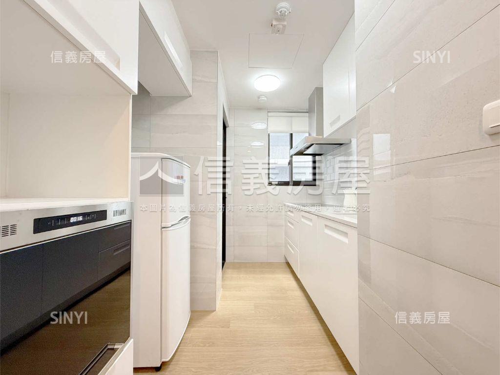 久云日出美妝兩房房屋室內格局與周邊環境