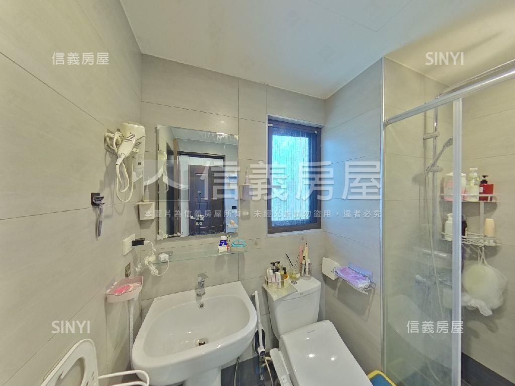 中路綠意合陽美裝３房車位房屋室內格局與周邊環境