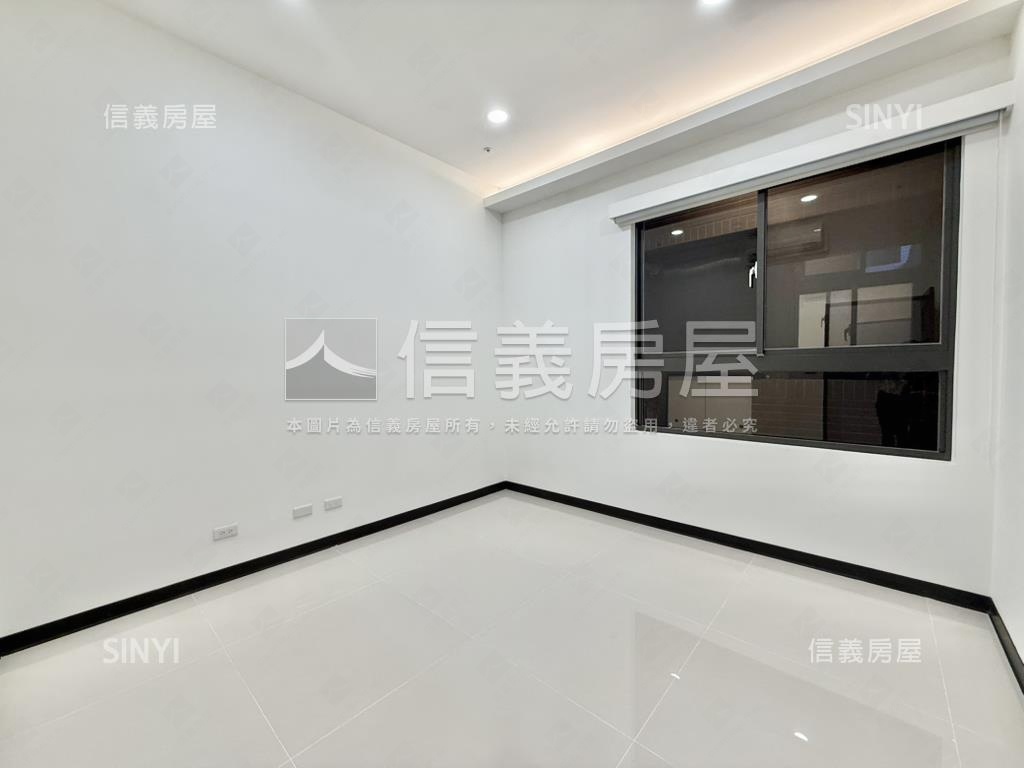 富麗後棟四房平面車位房屋室內格局與周邊環境