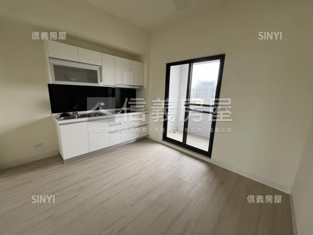 安和藏紅次頂樓採光兩房房屋室內格局與周邊環境