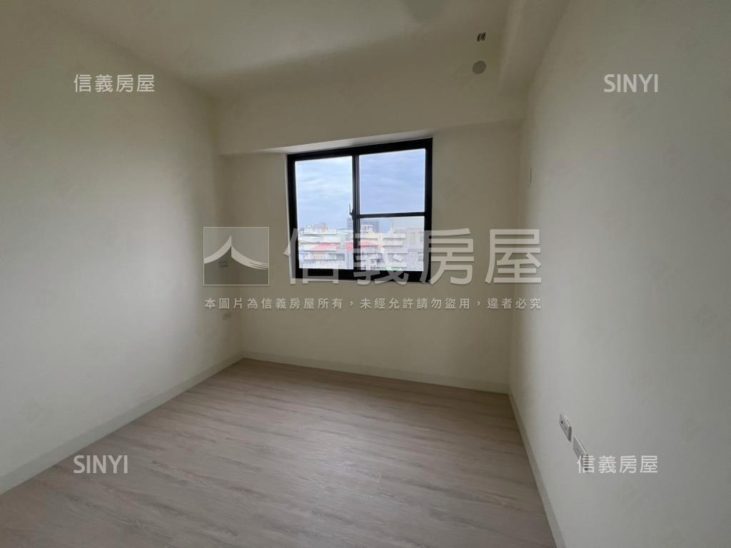 安和藏紅次頂樓採光兩房房屋室內格局與周邊環境