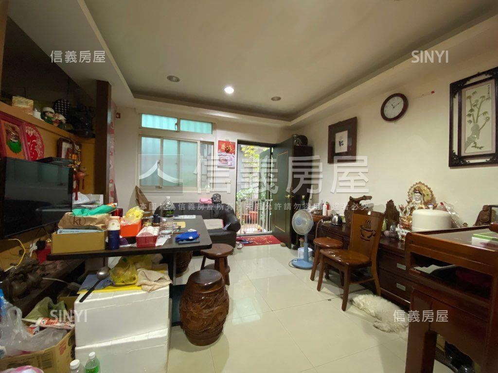 圓山捷運花博靜巷一樓房屋室內格局與周邊環境