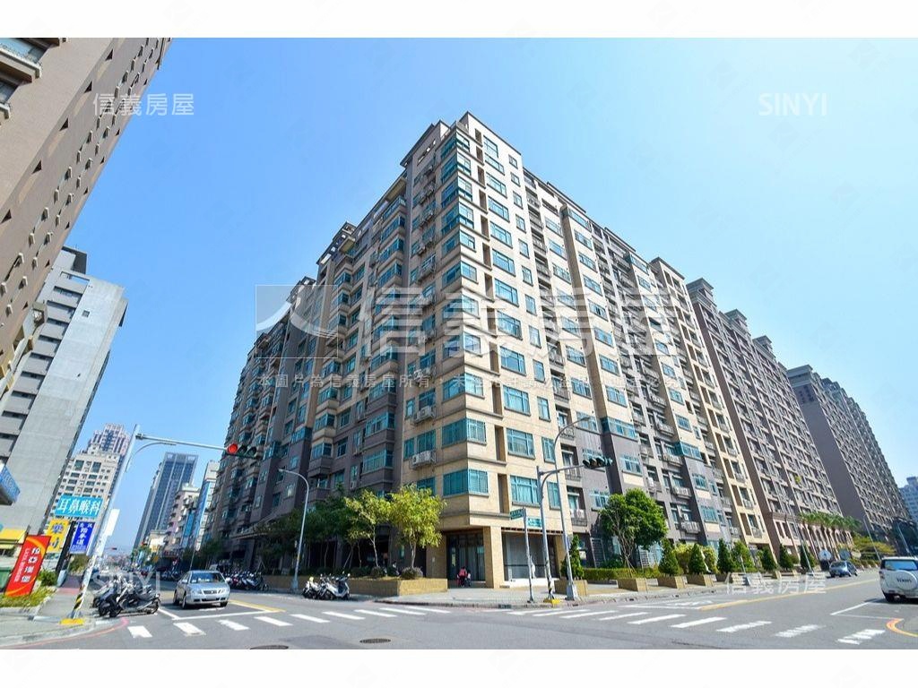 蔚藍海外棟四房Ｂ１車位房屋室內格局與周邊環境