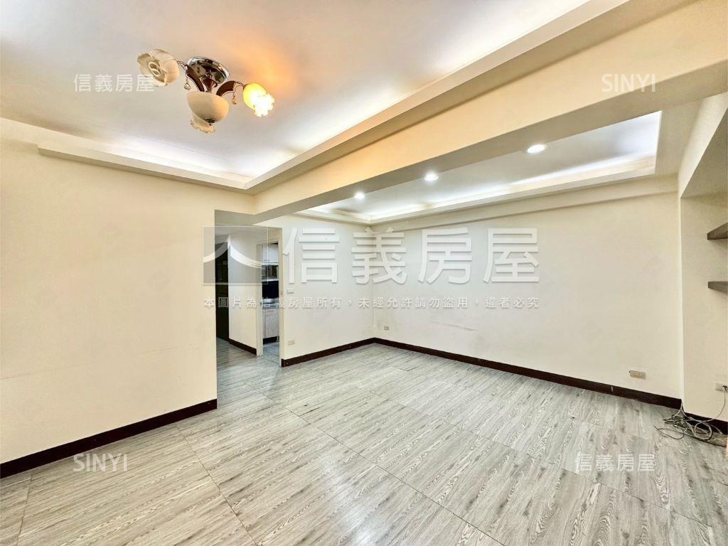 長安街公園景觀四房車位房屋室內格局與周邊環境