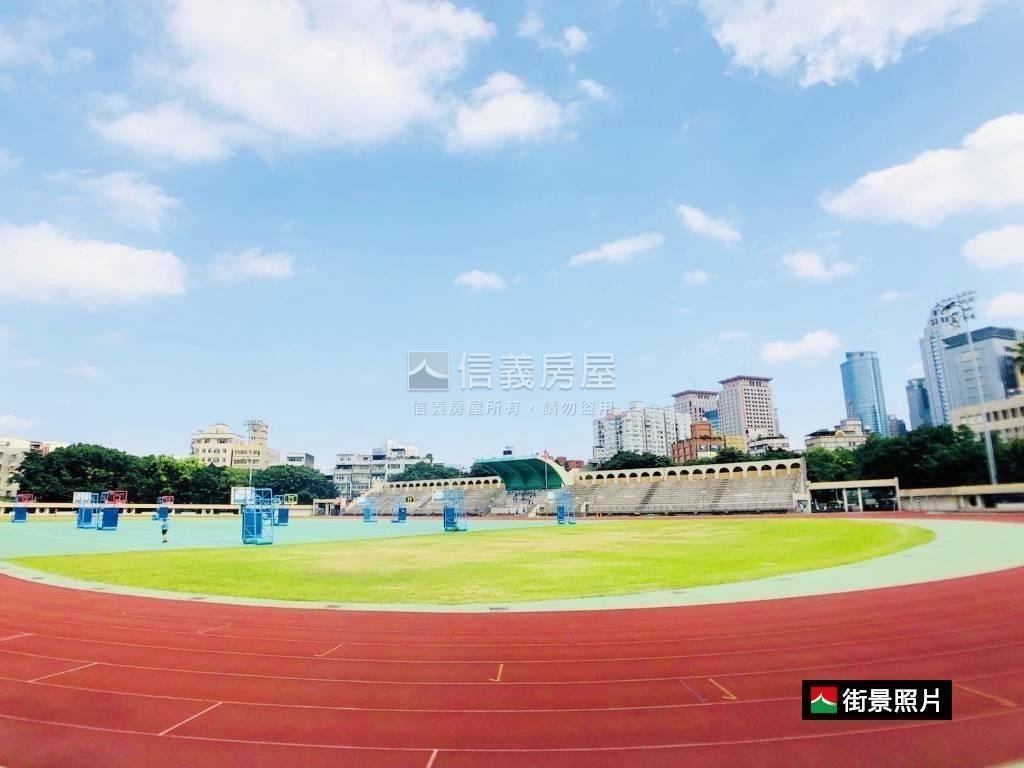 府中捷運邊間三房車位房屋室內格局與周邊環境