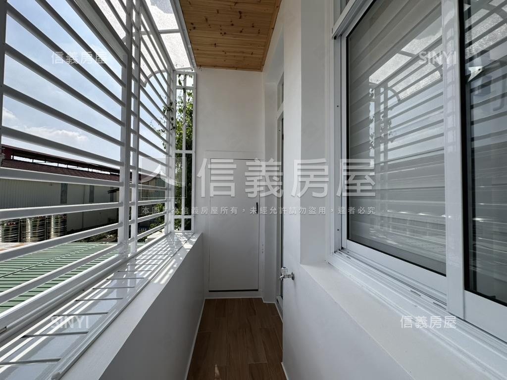 正路面醒目透天房屋室內格局與周邊環境