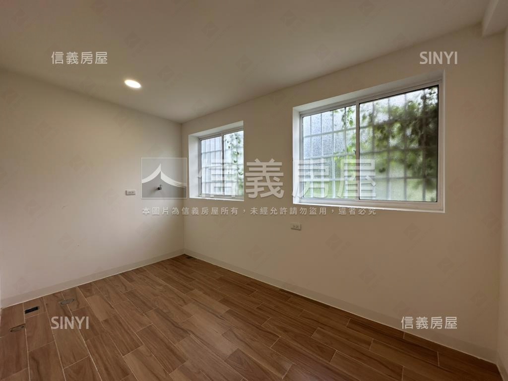 正路面醒目透天房屋室內格局與周邊環境