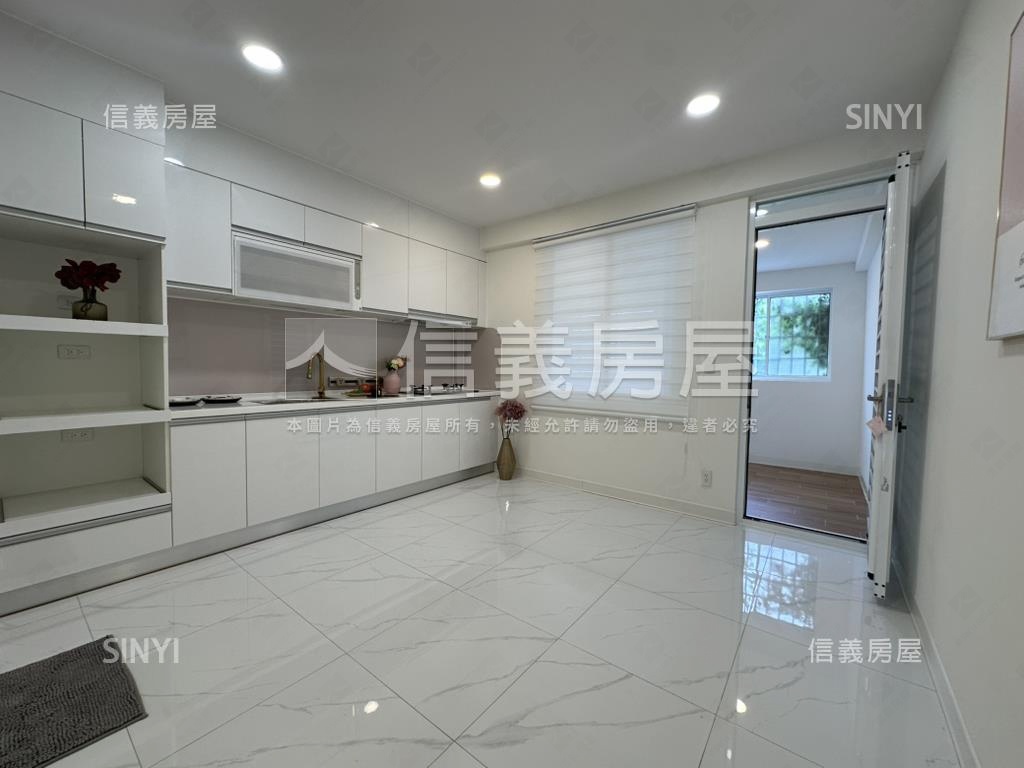 正路面醒目透天房屋室內格局與周邊環境