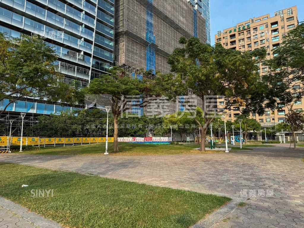 美術１號院三房平車面公園房屋室內格局與周邊環境