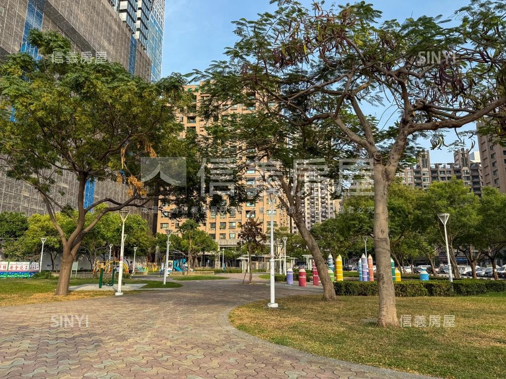 美術１號院三房平車面公園房屋室內格局與周邊環境