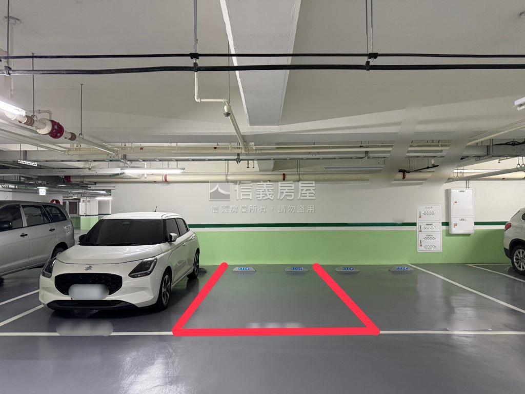 全新浤圃巨星高樓景觀平車房屋室內格局與周邊環境