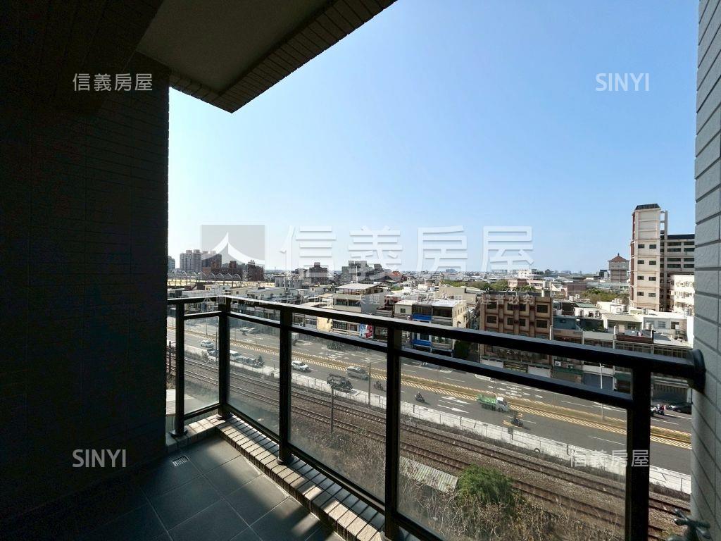 中山世紀２房平車房屋室內格局與周邊環境
