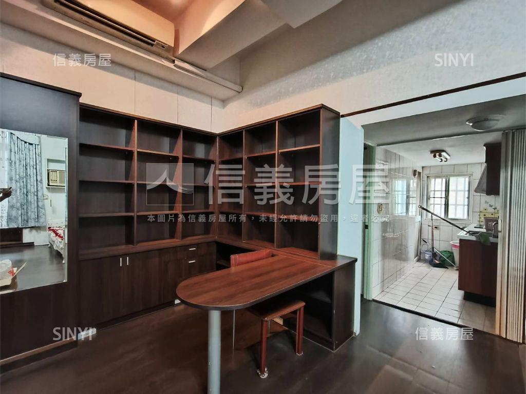 近捷運站兩房美屋房屋室內格局與周邊環境