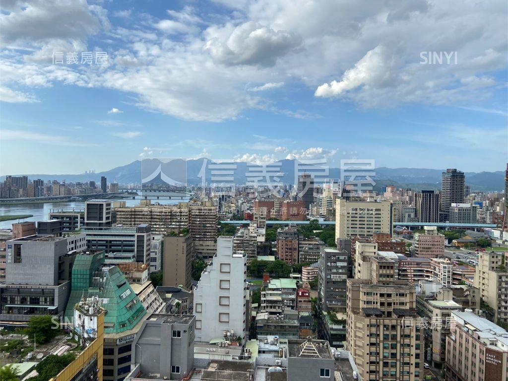 阿曼ＴＩＴ高樓極景好美房屋室內格局與周邊環境