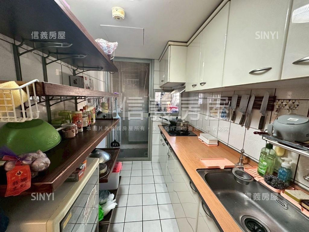 觀景富邦房屋室內格局與周邊環境