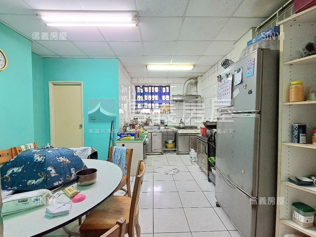 專任正中清路魔術空間透店房屋室內格局與周邊環境