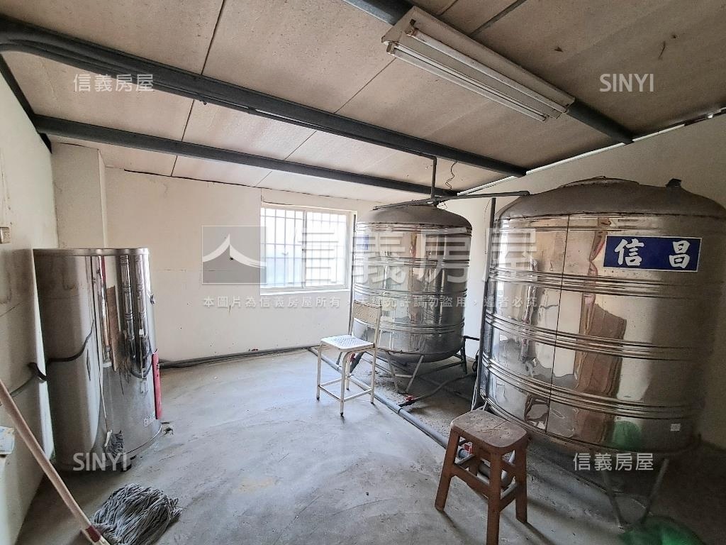 專任正中清路魔術空間透店房屋室內格局與周邊環境