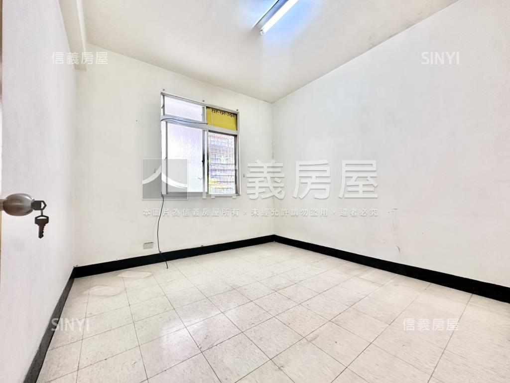 未來南環線Ｙ３站二樓美寓房屋室內格局與周邊環境