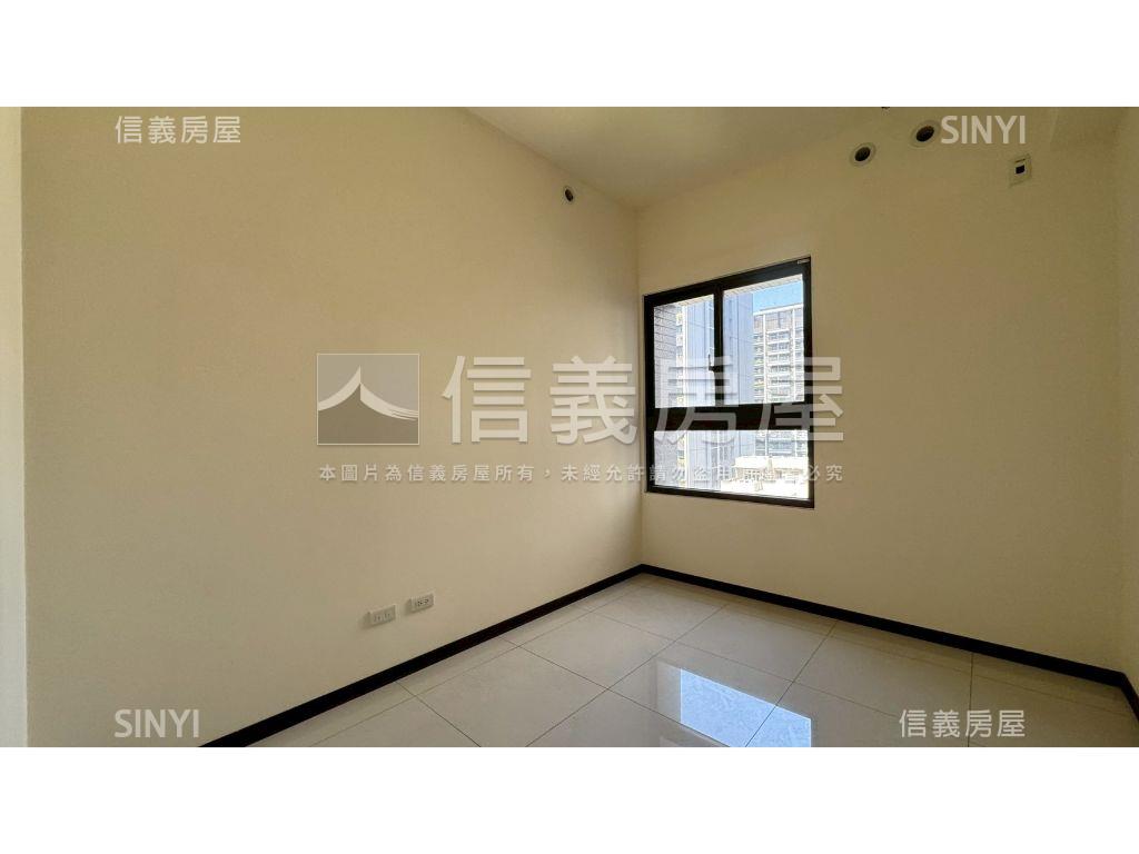 近捷運達麗居山三房平車房屋室內格局與周邊環境