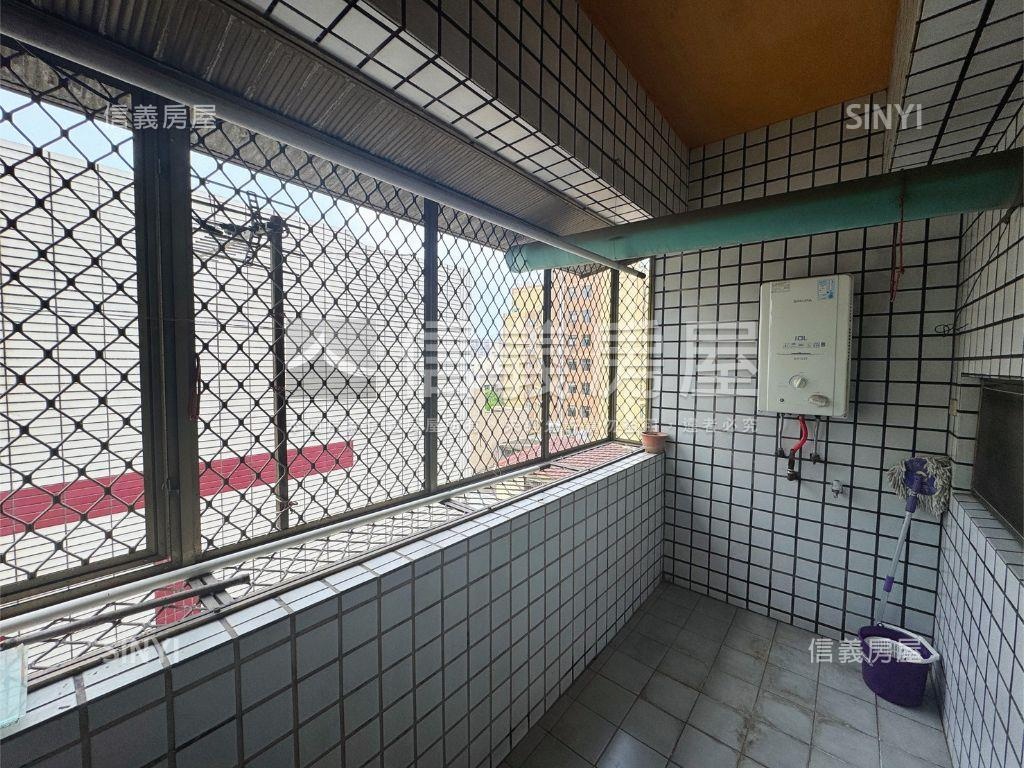 台南崇德和美財星三房房屋室內格局與周邊環境