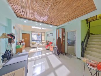 台灣大城別墅車庫停車