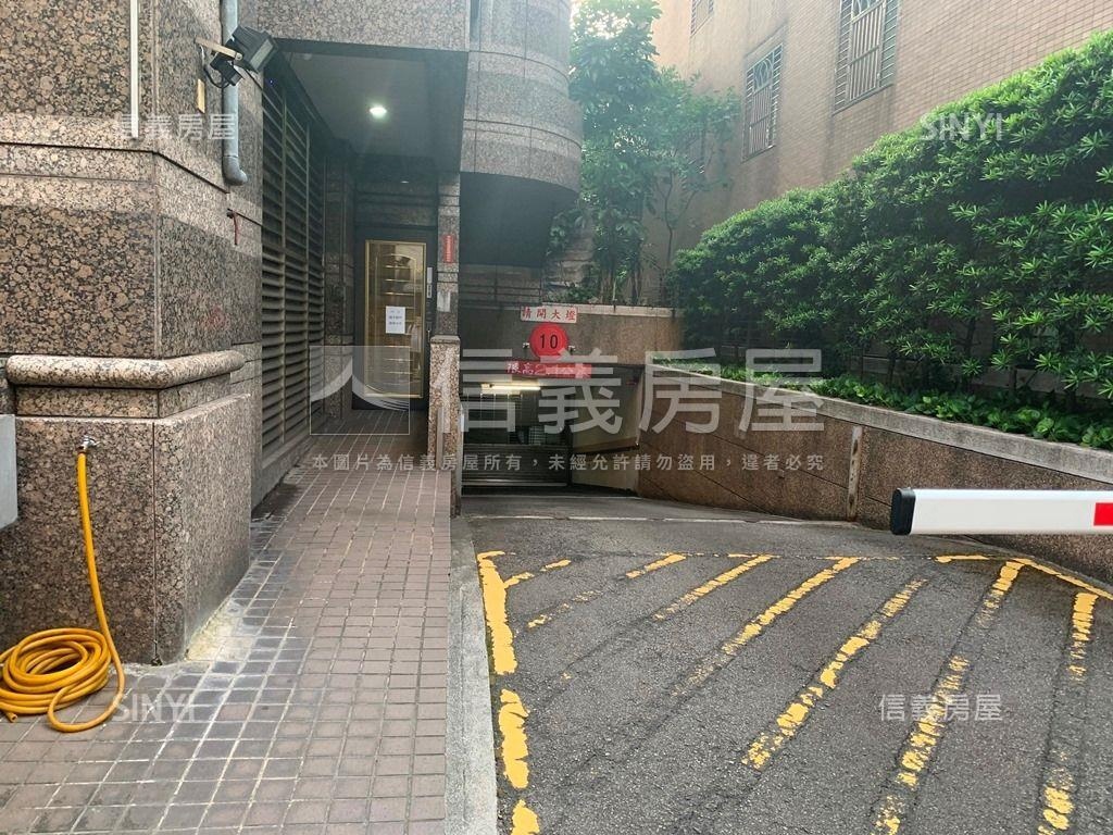 新生北三角窗金店房屋室內格局與周邊環境