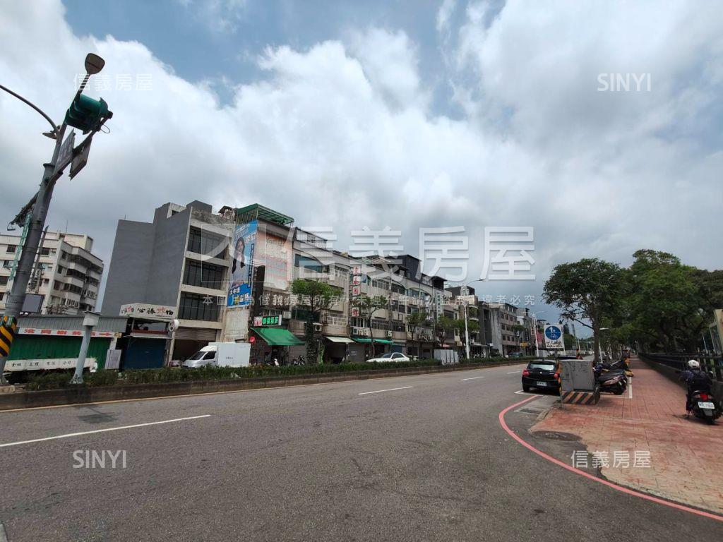 ㊣龍岡路三段大空間透店房屋室內格局與周邊環境