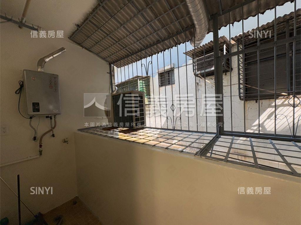 捷運溫馨小家庭房屋室內格局與周邊環境