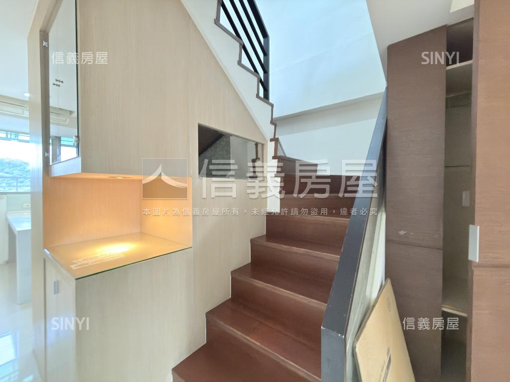 百里名廈頂加美邸房屋室內格局與周邊環境