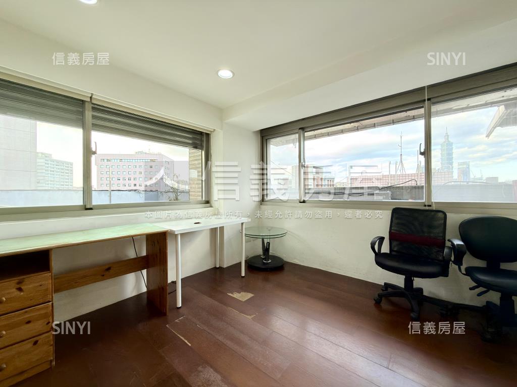 百里名廈頂加美邸房屋室內格局與周邊環境