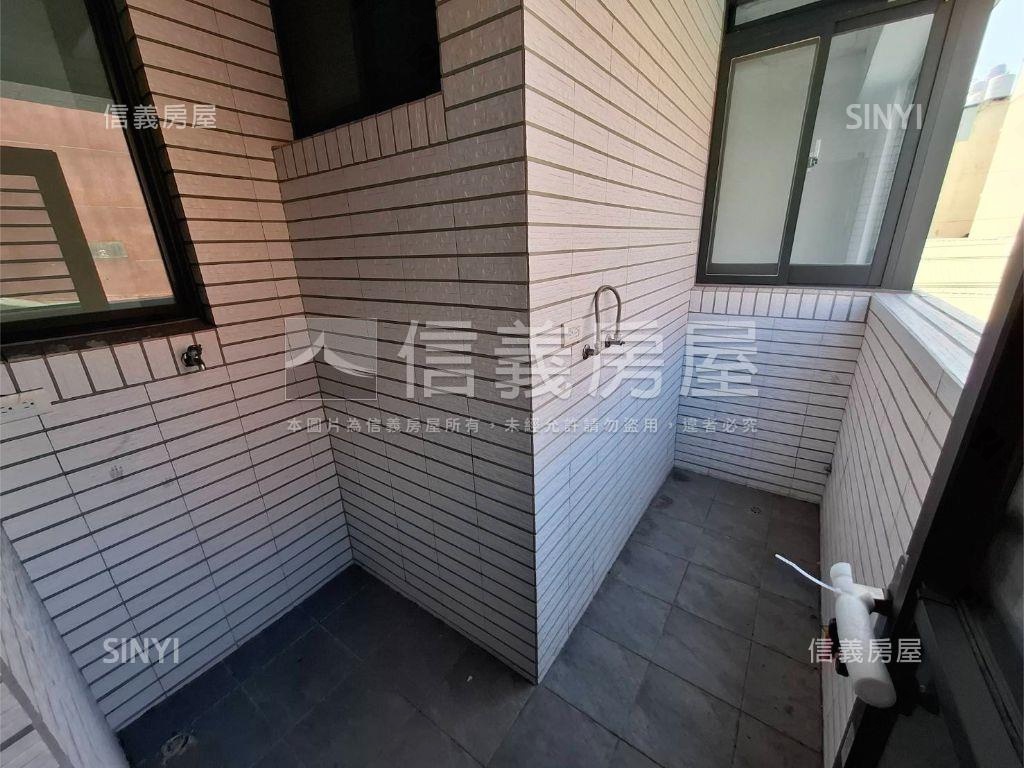 快看！全新未住電梯三房房屋室內格局與周邊環境